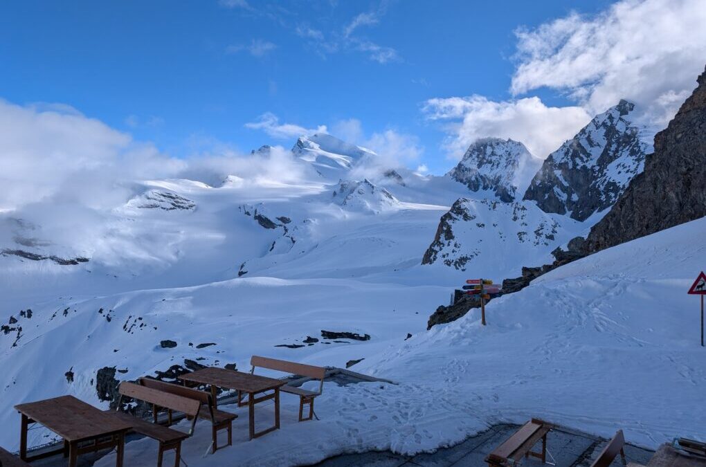 Skitouren im Saastal mit Rimpfischhorn, 4199 m, Mai 2025